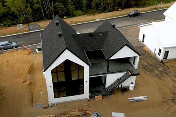 LUXUEUX COTTAGE BEAUPRÉ #2 VOYEZ NOTRE VIDÉO DISPONIBLE